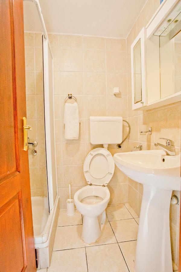 Villa Iva Kotor Luaran gambar