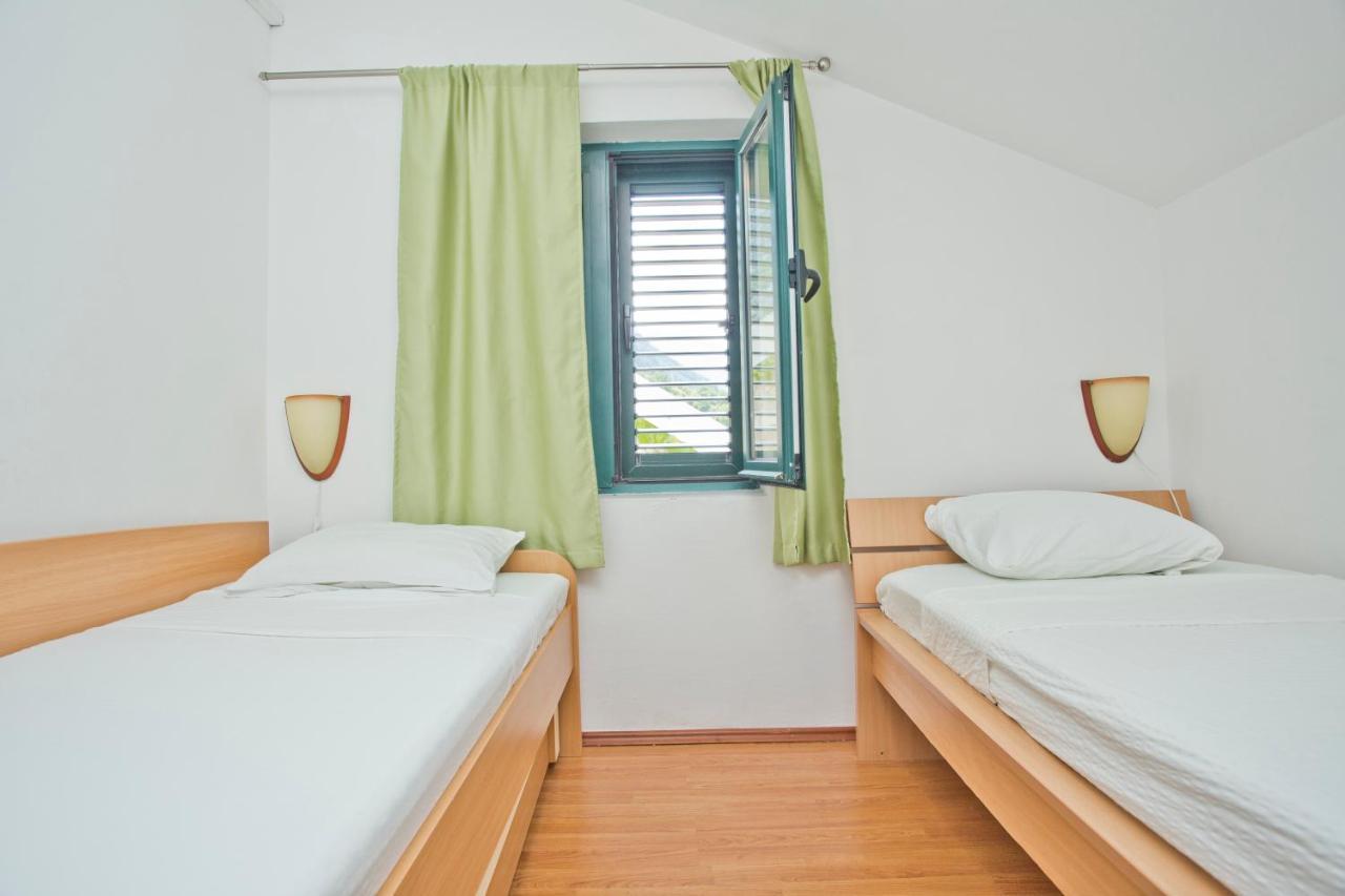 Villa Iva Kotor Luaran gambar